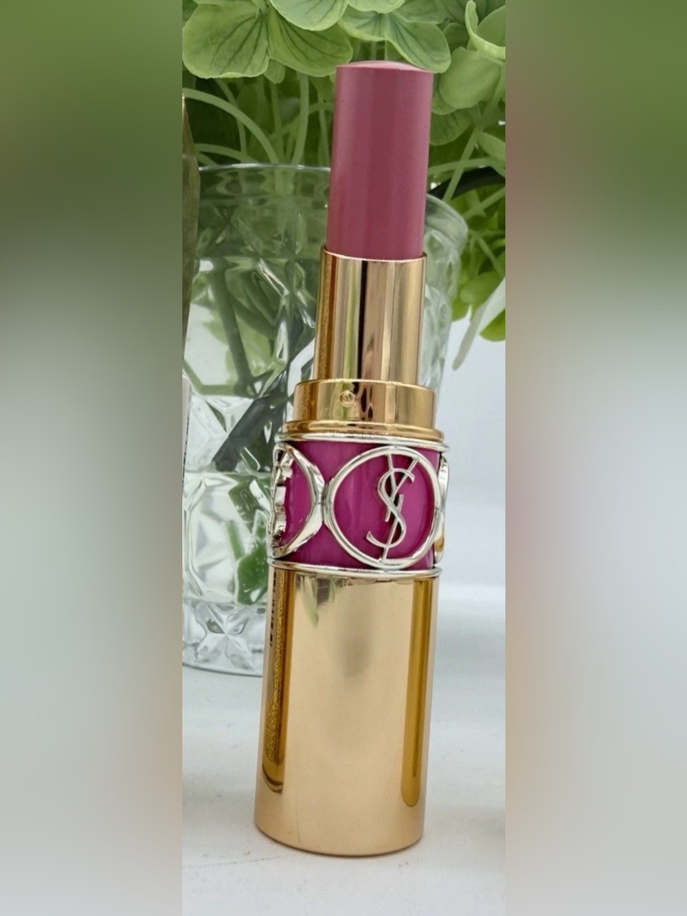 YSL Yves Saint Laurent Rouge Volupte Shine Oil-In-Stick Lipstick 52 TRAPEZE PINK